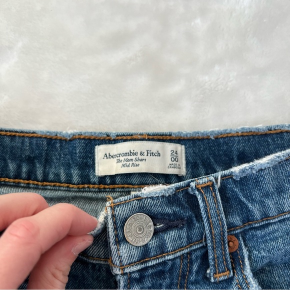 Abercrombie & Fitch The Mom Short Mid Rise Denim Jean Shorts Curve Love 24 / 00 - Picture 2 of 6